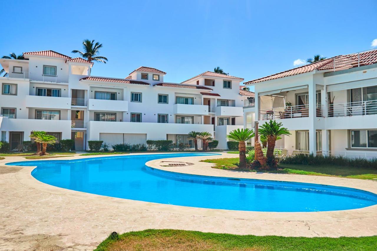 Las Terrazas Condo Punta Cana Beach - Los Corales Village Экстерьер фото