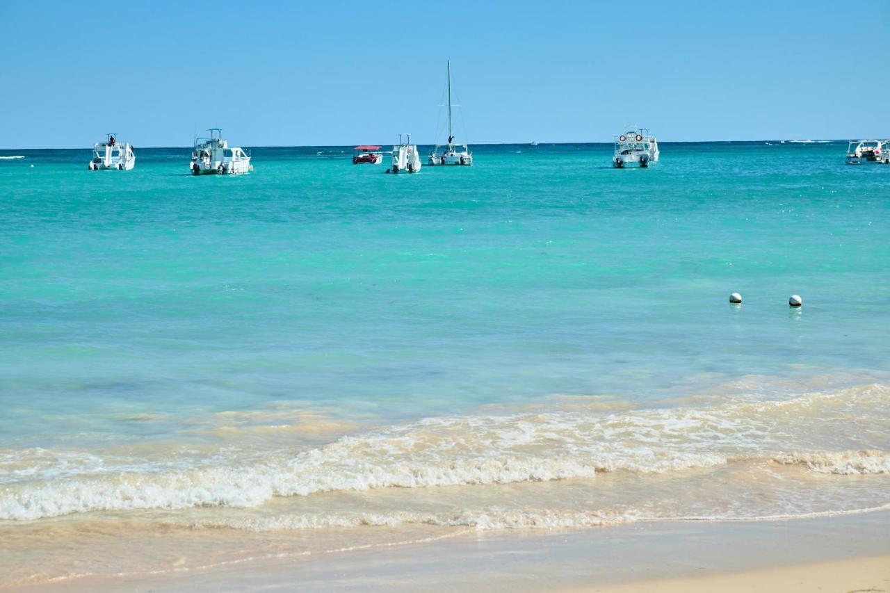 Las Terrazas Condo Punta Cana Beach - Los Corales Village Экстерьер фото